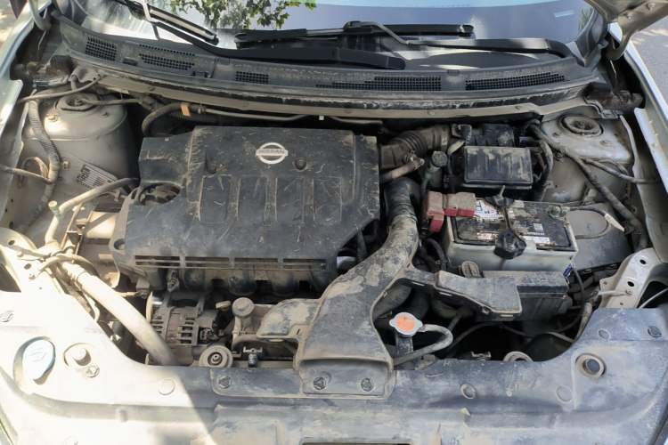 Used Nissan Sylphy 2009 1.6 XL Manual Luxury Sunroof Edition Engine Bay