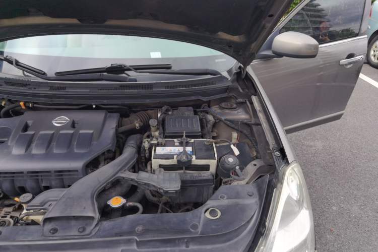 Used Nissan Sylphy 2009 1.6XE Automatic Comfort Edition Engine Bay Left