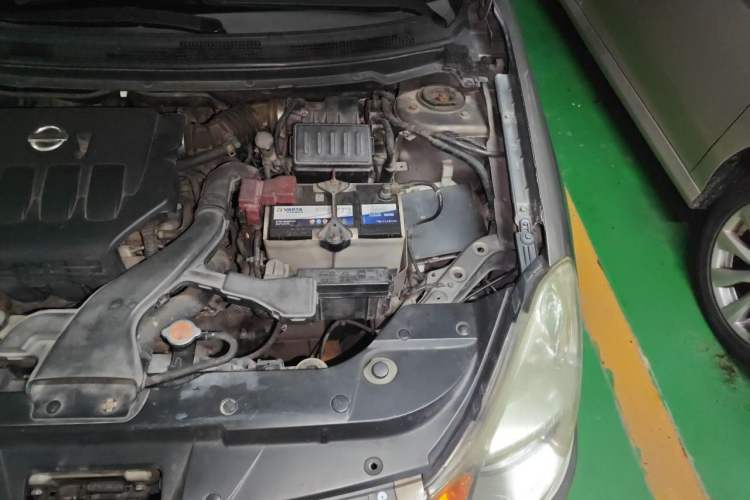 Used Nissan Sylphy 2009 1.6XE Manual Comfort Edition Engine Bay Left