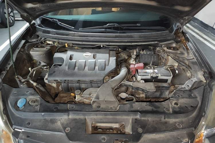Used Nissan Sylphy 2009 1.6XE Automatic Comfort Edition Engine Bay