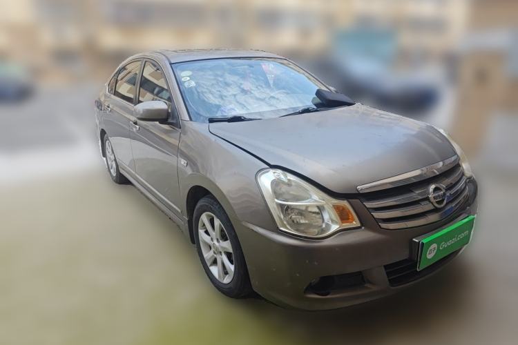 Used Nissan Sylphy 2009 1.6XL Automatic Luxury Sunroof Edition Front Right 45 Deg
