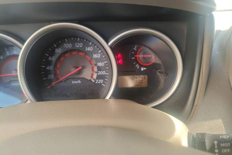 Used Nissan Sylphy 2009 1.6XE Manual Comfort Edition Odometer Close Up