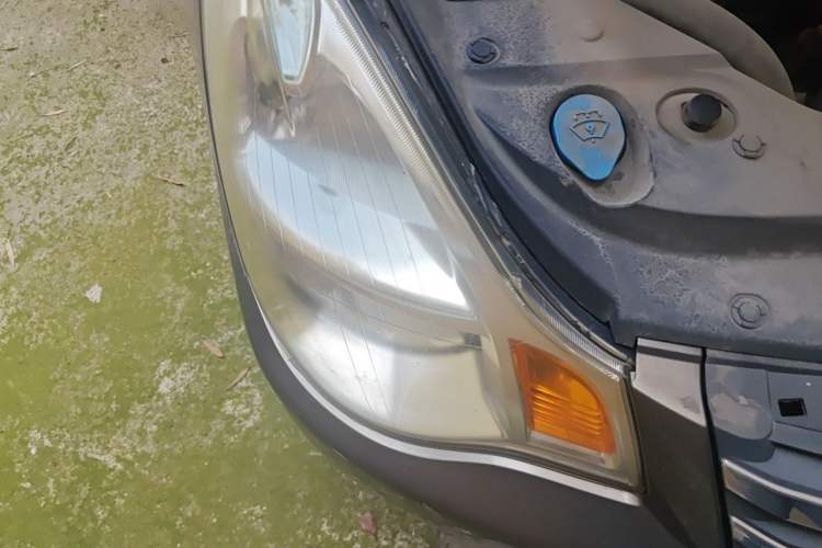 Used Nissan Sylphy 2009 1.6XL Automatic Luxury Sunroof Edition Right Front Headlight