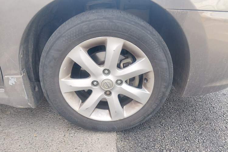 Used Nissan Sylphy 2009 1.6XE Automatic Comfort Edition Right Front Wheel Hub