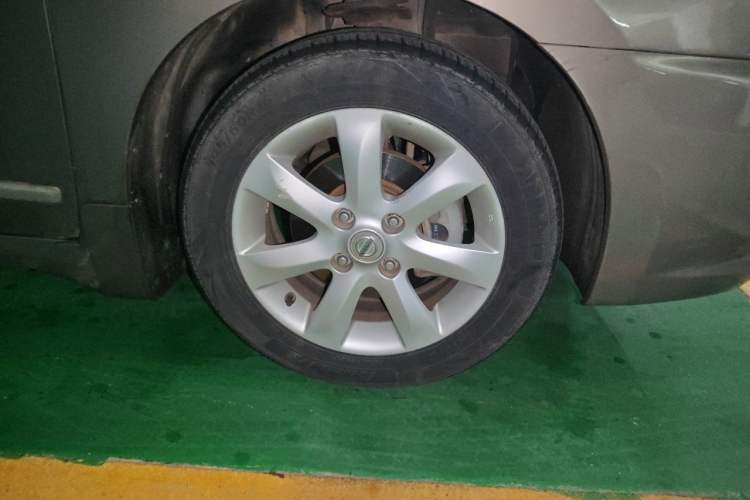 Used Nissan Sylphy 2009 1.6XE Manual Comfort Edition Right Front Wheel Hub