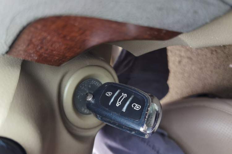 Used Nissan Sylphy 2009 1.6XE Automatic Comfort Edition Vehicle Key