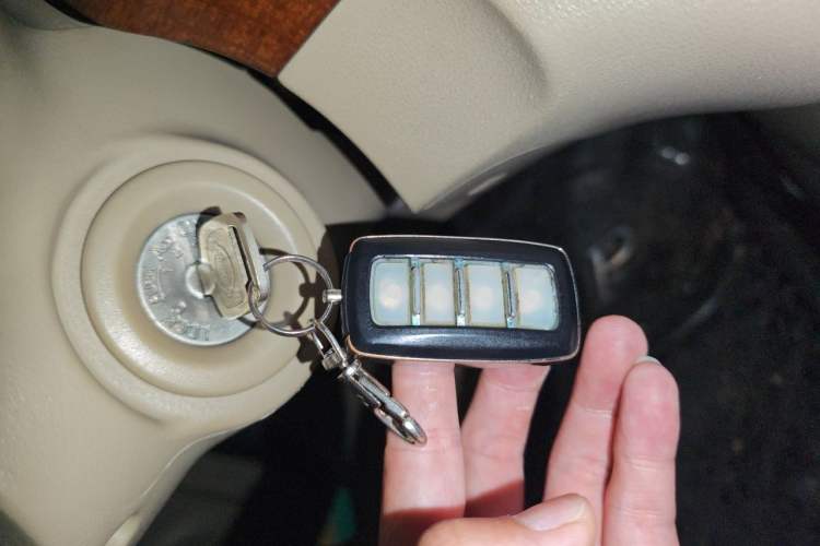 Used Nissan Sylphy 2009 1.6XE Manual Comfort Edition Vehicle Key
