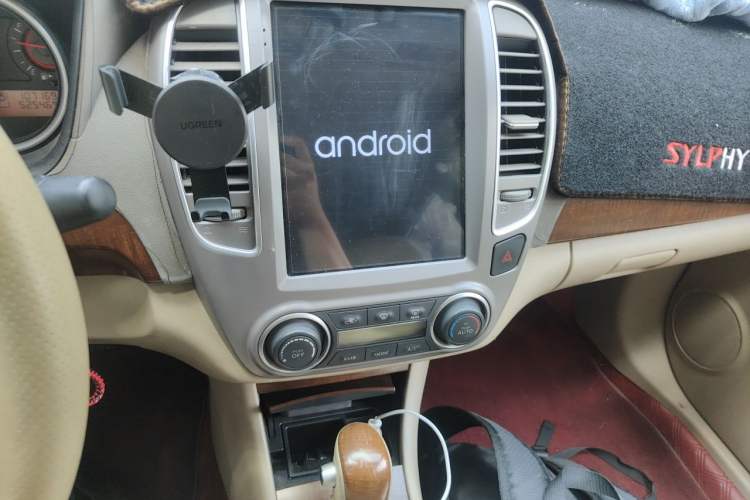 Used Nissan Sylphy 2009 1.6XE Automatic Comfort Edition Audio And AC Panel