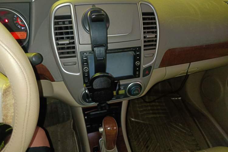 Used Nissan Sylphy 2009 2.0XL CVT Luxury Sunroof Edition Audio And AC Panel