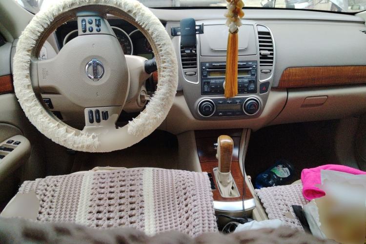 Used Nissan Sylphy 2009 2.0XL CVT Luxury Edition Center Console