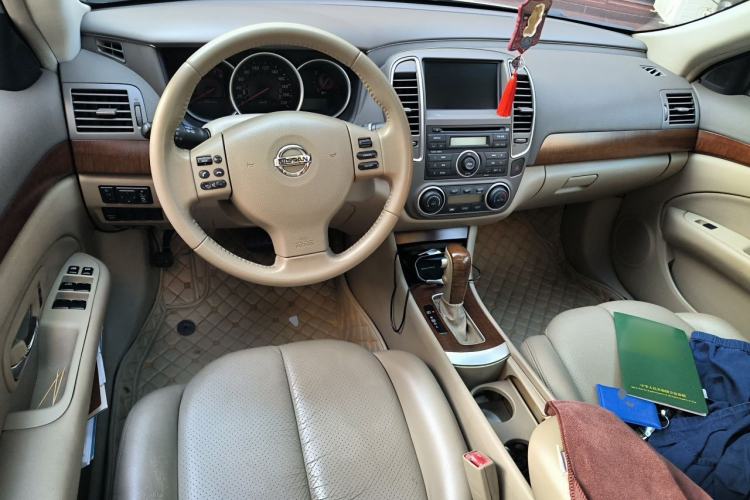 Used Nissan Sylphy 2009 2.0XL CVT Luxury Sunroof Edition Center Console