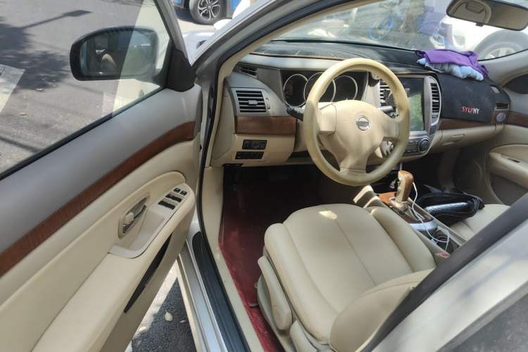 Used Nissan Sylphy 2009 1.6XE Automatic Comfort Edition Driver Seat