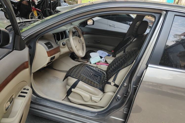 Used Nissan Sylphy 2009 1.6XL Automatic Luxury Sunroof Edition Driver Seat