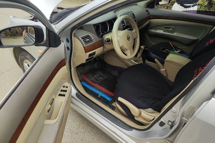 Used Nissan Sylphy 2009 1.6XE Manual Comfort Edition Driver Seat