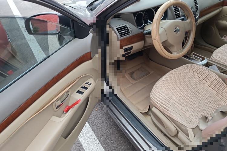 Used Nissan Sylphy 2009 1.6XL Automatic Luxury Sunroof Edition Driver Seat