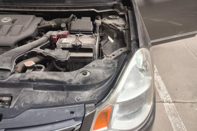 Used Nissan Sylphy 2009 1.6XL Automatic Luxury Sunroof Edition Engine Bay Left