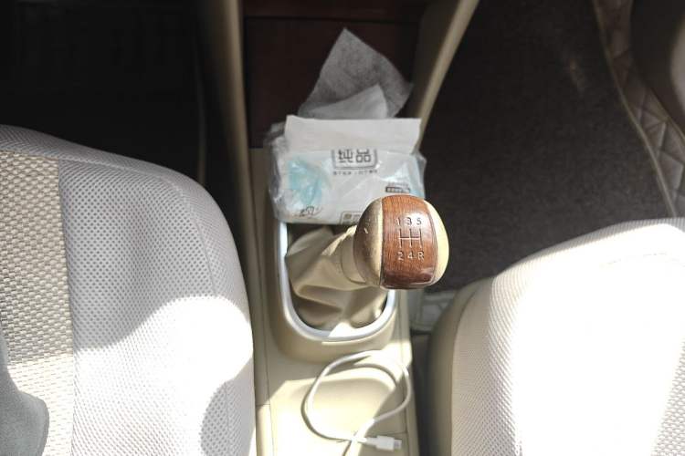 Used Nissan Sylphy 2009 1.6XE Manual Comfort Edition Gear Lever