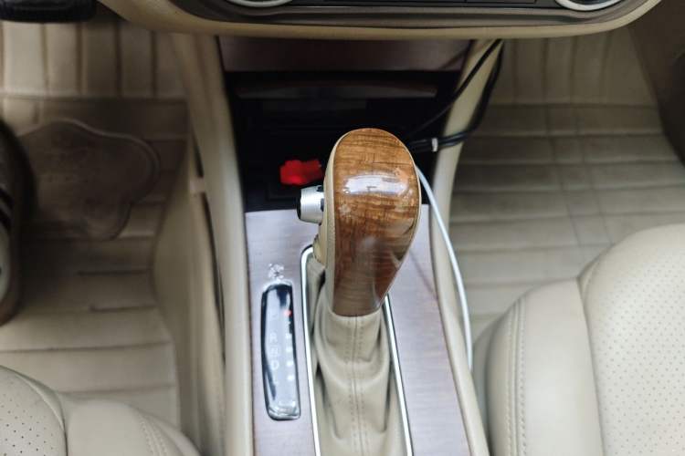 Used Nissan Sylphy 2009 2.0XL CVT Tech Edition Gear Lever