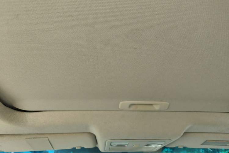 Used Nissan Sylphy 2009 1.6XL Automatic Luxury Sunroof Edition Headliner