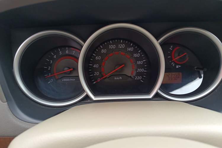 Used Nissan Sylphy 2009 1.6XL Automatic Luxury Sunroof Edition Instrument Cluster