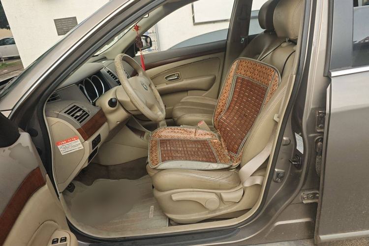 Used Nissan Sylphy 2009 1.6 XL Manual Luxury Sunroof Edition Left Front Seat