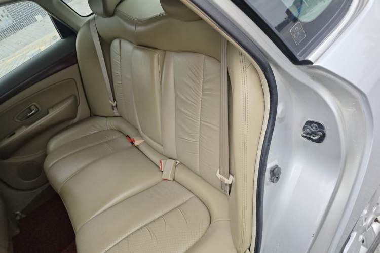 Used Nissan Sylphy 2009 2.0XL CVT Luxury Edition Left Rear Seat
