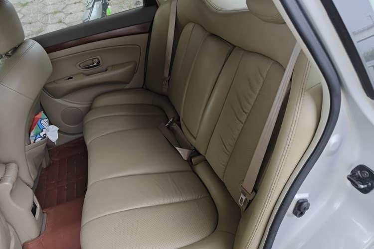 Used Nissan Sylphy 2009 2.0XL CVT Luxury Edition Left Rear Seat