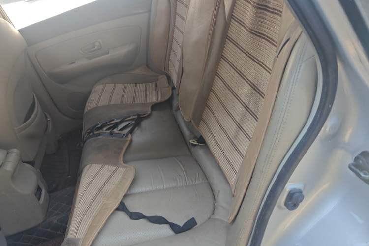 Used Nissan Sylphy 2009 1.6XL Automatic Luxury Sunroof Edition Left Rear Seat