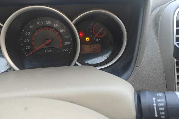 Used Nissan Sylphy 2009 1.6XL Automatic Luxury Sunroof Edition Odometer Close Up