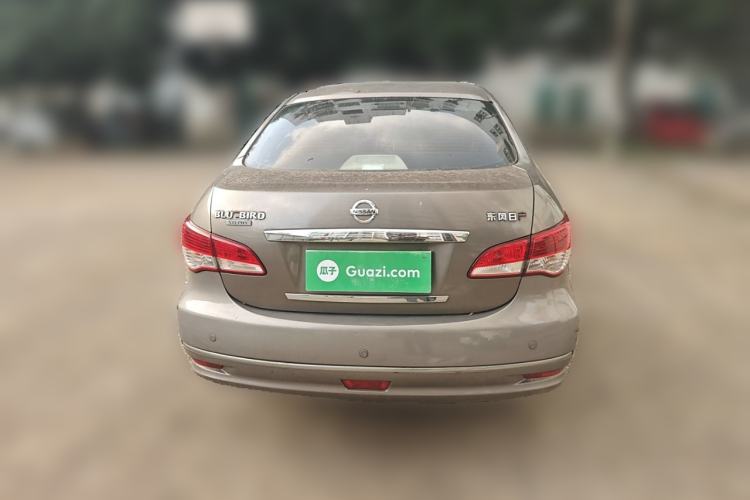 Used Nissan Sylphy 2009 1.6 XL Manual Luxury Sunroof Edition Rear