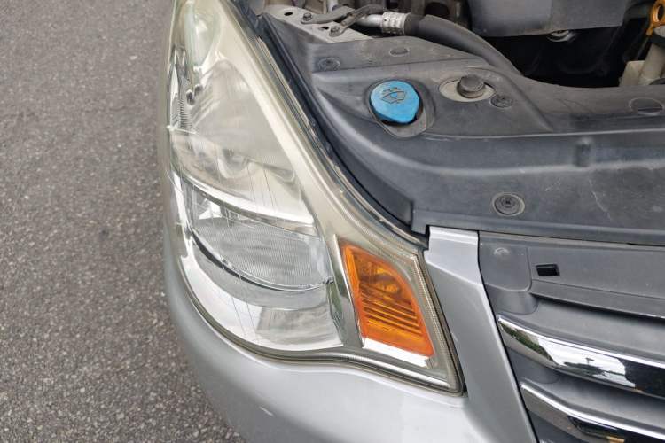 Used Nissan Sylphy 2009 2.0XL CVT Tech Edition Right Front Headlight