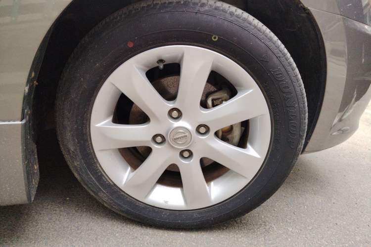 Used Nissan Sylphy 2009 2.0XL CVT Luxury Edition Right Front Wheel Hub