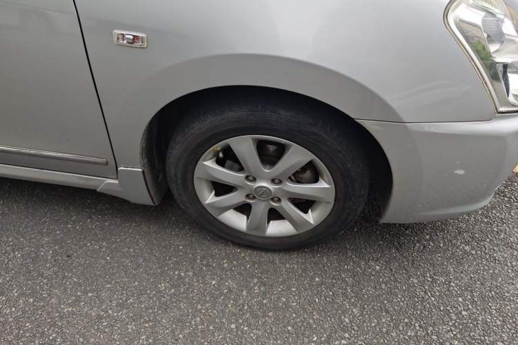 Used Nissan Sylphy 2009 2.0XL CVT Tech Edition Right Front Wheel Hub