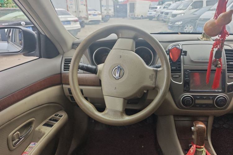 Used Nissan Sylphy 2009 1.6XL Automatic Luxury Sunroof Edition Steering Wheel