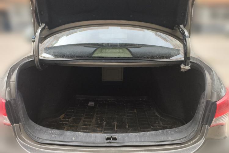Used Nissan Sylphy 2009 1.6XL Automatic Luxury Sunroof Edition Trunk