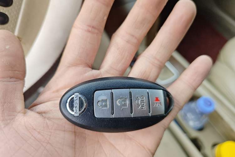 Used Nissan Sylphy 2009 2.0XL CVT Luxury Edition Vehicle Key