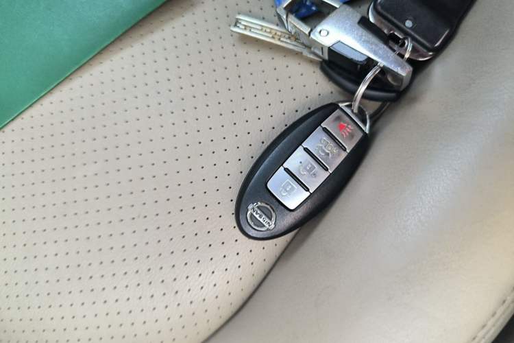 Used Nissan Sylphy 2009 2.0XL CVT Luxury Sunroof Edition Vehicle Key