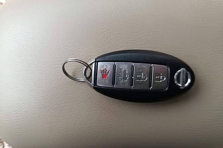 Used Nissan Sylphy 2009 1.6XL Automatic Luxury Sunroof Edition Vehicle Key