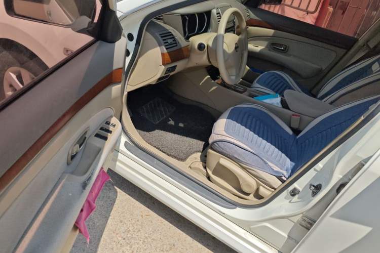 Used Nissan Sylphy 2009 1.6XE Automatic Comfort Edition Driver Seat