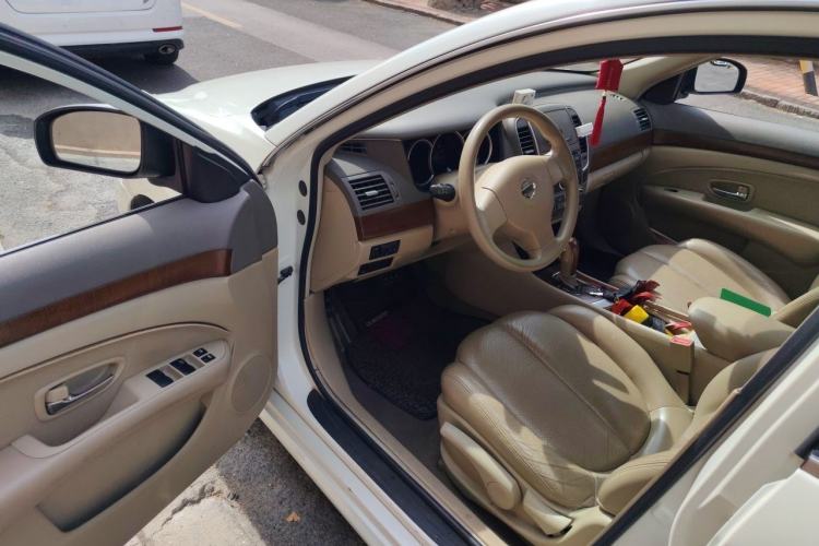 Used Nissan Sylphy 2009 1.6XL Automatic Luxury Sunroof Edition Driver Seat