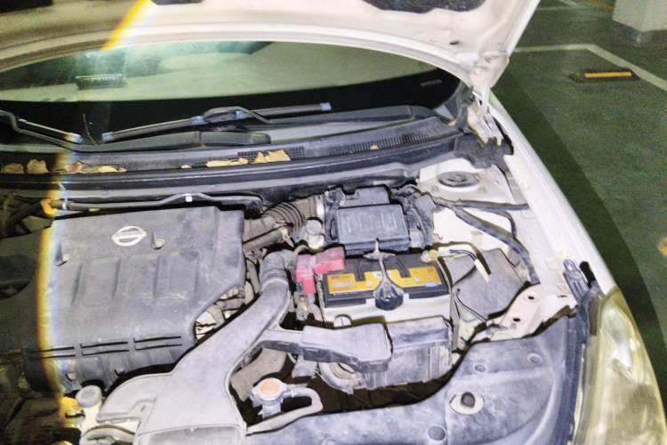 Used Nissan Sylphy 2009 1.6XL Automatic Luxury Sunroof Edition Engine Bay Left