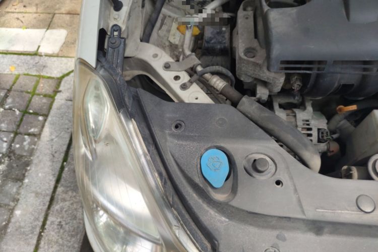 Used Nissan Sylphy 2009 1.6XL Automatic Luxury Sunroof Edition Engine Bay Right