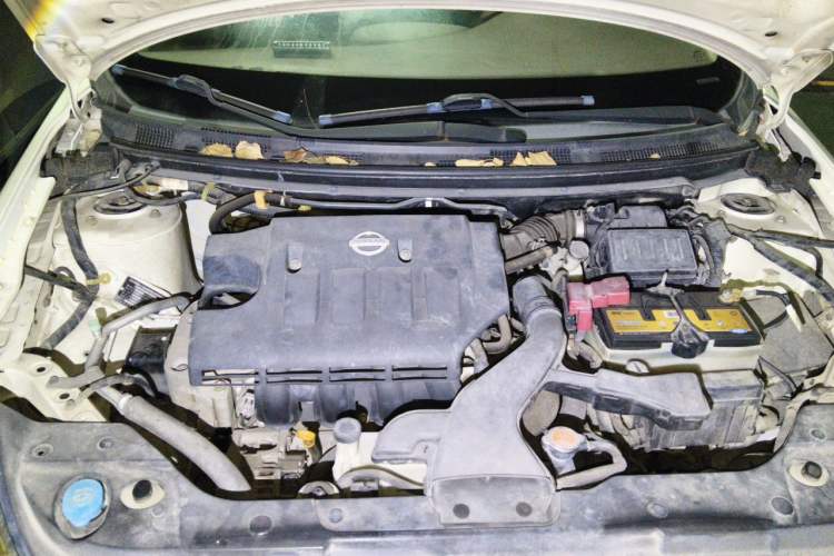 Used Nissan Sylphy 2009 1.6XL Automatic Luxury Sunroof Edition Engine Bay