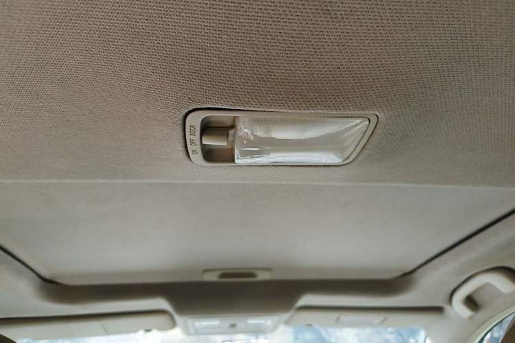 Used Nissan Sylphy 2009 1.6XL Automatic Luxury Sunroof Edition Headliner