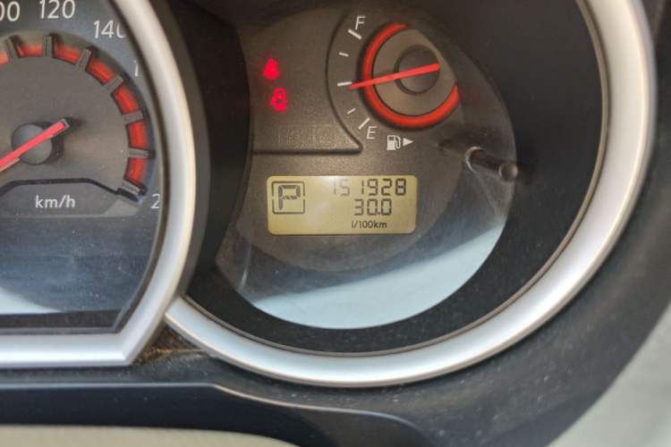 Used Nissan Sylphy 2009 1.6XE Automatic Comfort Edition Odometer Close Up