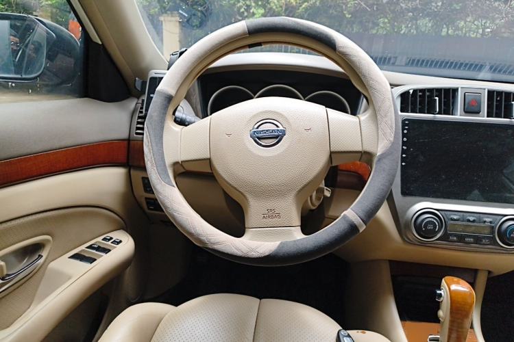 Used Nissan Sylphy 2009 1.6XL Automatic Luxury Sunroof Edition Steering Wheel
