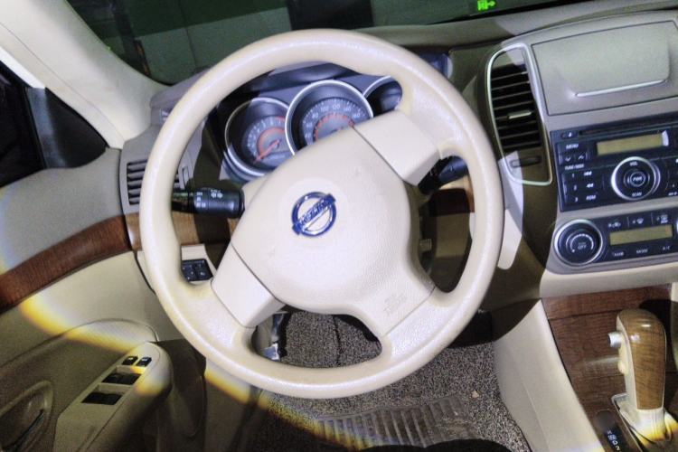 Used Nissan Sylphy 2009 1.6XL Automatic Luxury Sunroof Edition Steering Wheel