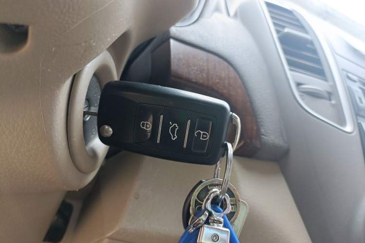Used Nissan Sylphy 2009 1.6XE Automatic Comfort Edition Vehicle Key