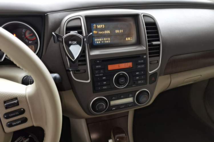 Used Nissan Sylphy 2009 2.0XL CVT Tech Sunroof Version Audio And AC Panel