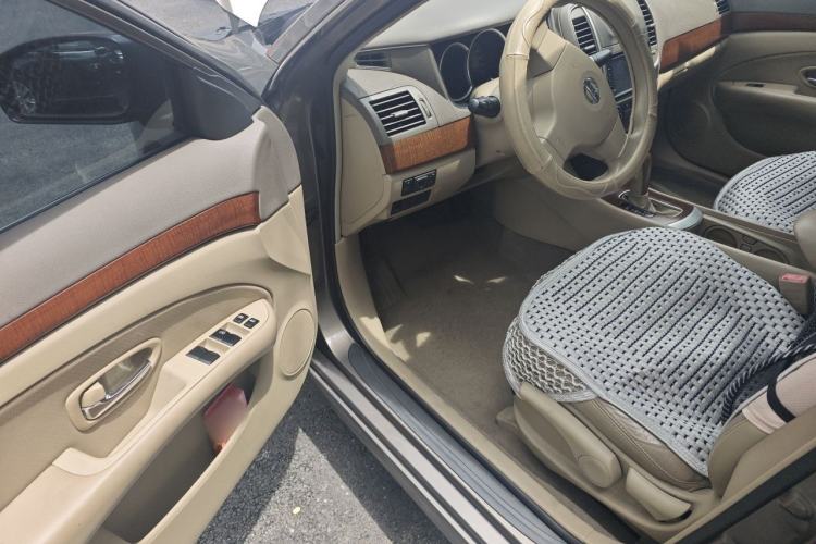 Used Nissan Sylphy 2009 1.6XL Automatic Luxury Sunroof Edition Driver Seat
